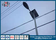 Single / Double Arms Q235 / Q345 Steel Street Light Polandia Dengan Solar Panel
