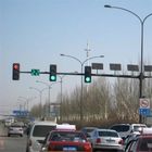 Hot Roll Steel Putaran Tapered Traffic Pole Signal untuk Pedestrian Crossing